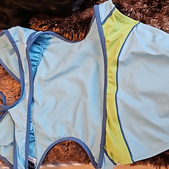 DKR & CO. Green One Piece bathing suit - Picture 4 of 6